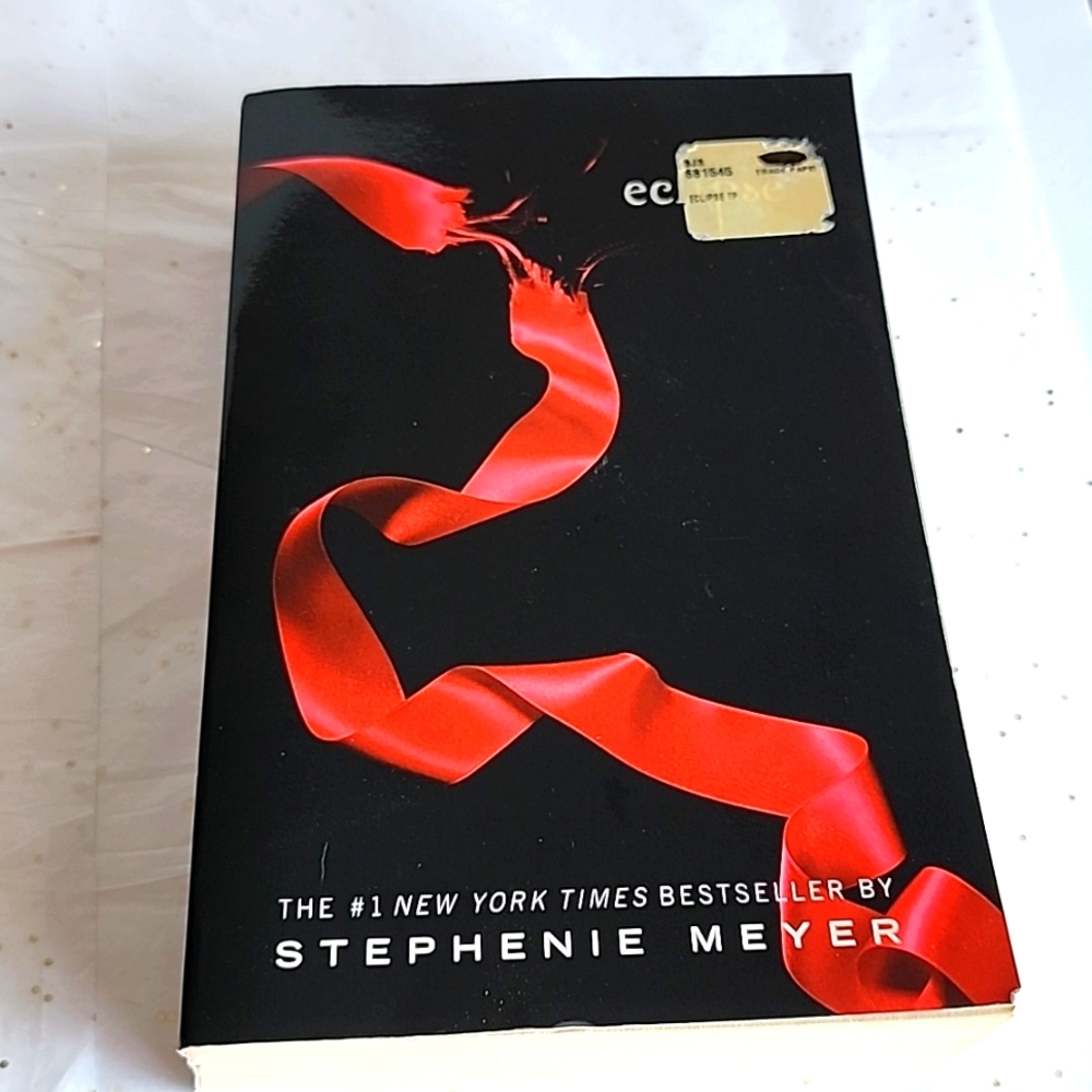 Twilight Eclipse by Stephenie Meyer in great condition soft cover book